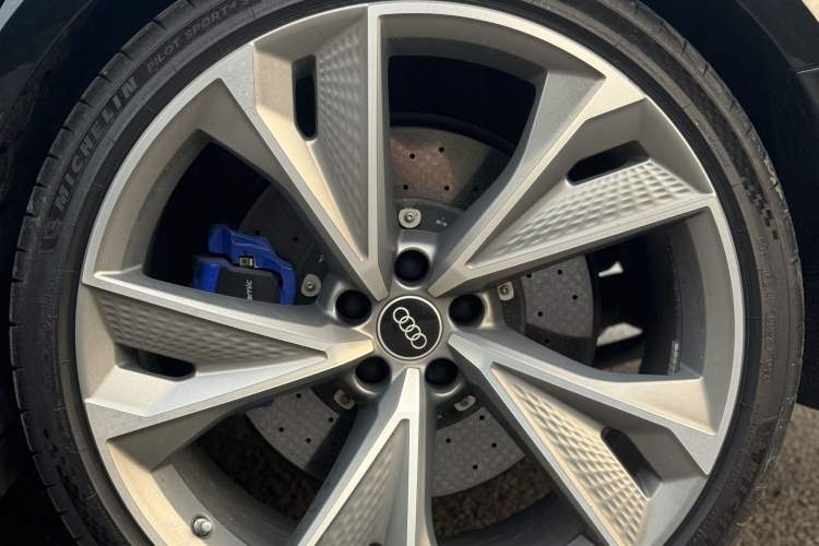 Used Audi RS 6 2022 RS 6 4.0T Avant Exterior 8