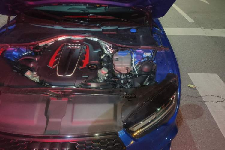 Used Audi RS 7 2014 RS 7 4.0T Sportback Engine Bay Left