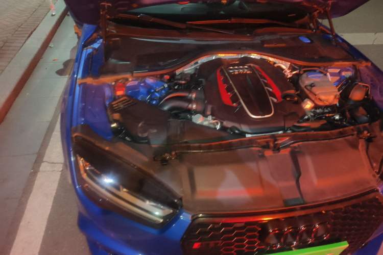 Used Audi RS 7 2014 RS 7 4.0T Sportback Engine Bay Right