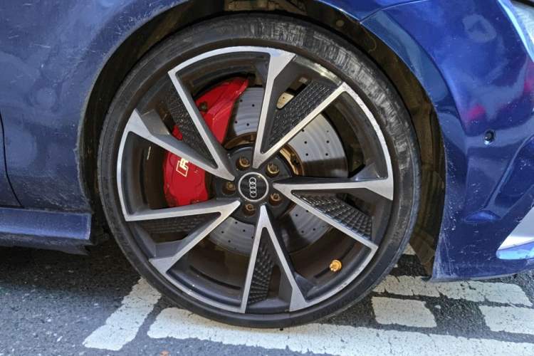 Used Audi RS 7 2014 RS 7 4.0T Sportback Right Front Wheel Hub