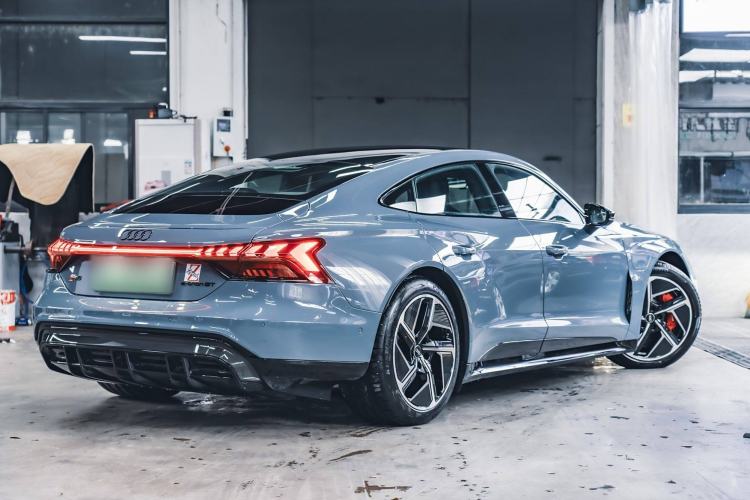 Used Audi RS e-tron GT 2023 Basic Model Exterior 4