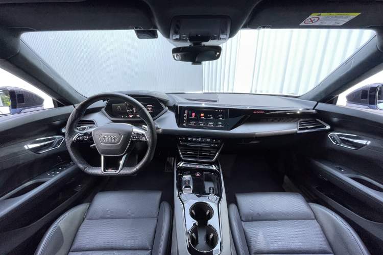 Used Audi RS e-tron GT 2023 Basic Model Interior 1