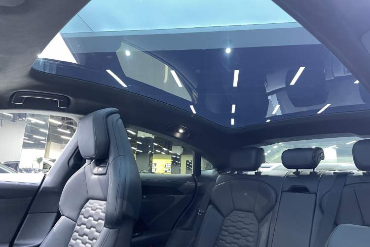 Used Audi RS e-tron GT 2023 Basic Model Interior 7