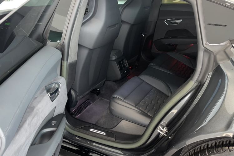 Used Audi RS e-tron GT 2023 Basic Model Interior 3
