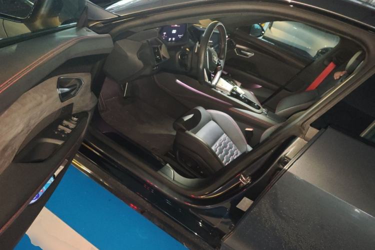 Used Audi RS e-tron GT 2023 Basic Model Left Front Seat