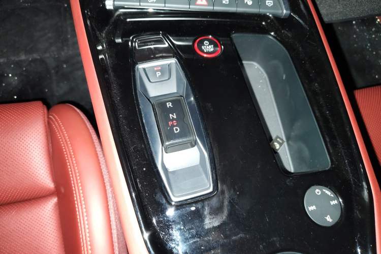 Used Audi RS e-tron GT 2023 Basic Model Gear Lever
