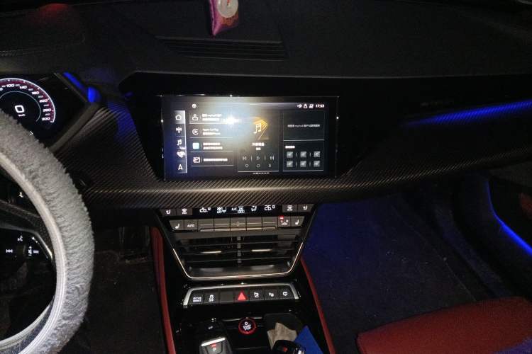 Used Audi RS e-tron GT 2023 Basic Model Audio And AC Panel