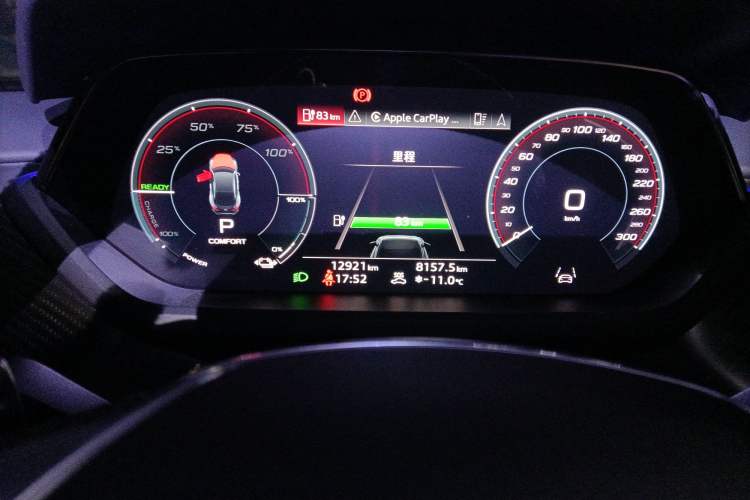 Used Audi RS e-tron GT 2023 Basic Model Instrument Cluster