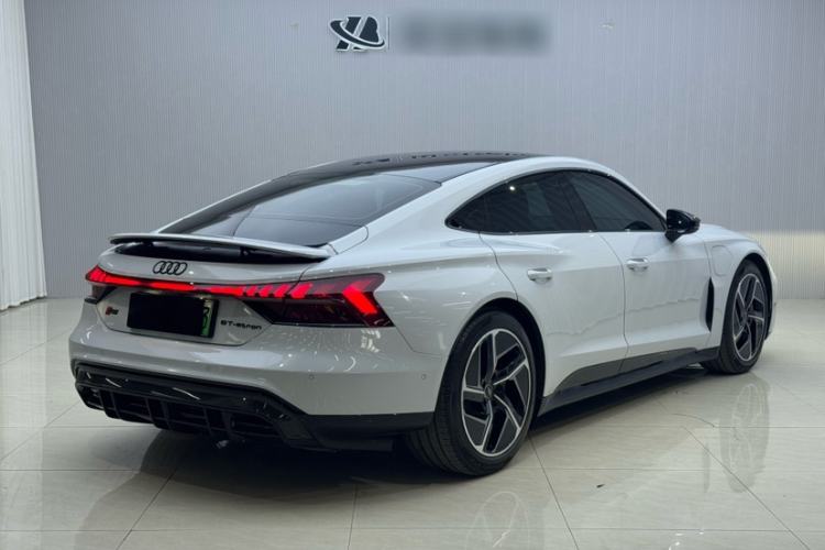 Used Audi RS e-tron GT 2023 Basic Model Exterior 4