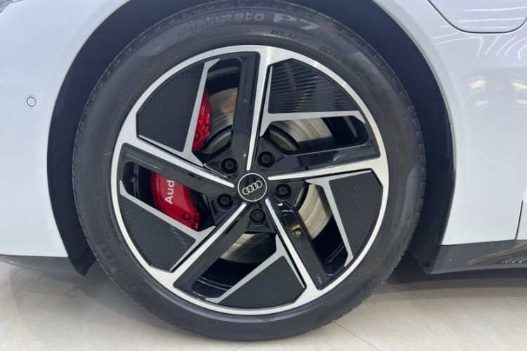 Used Audi RS e-tron GT 2023 Basic Model Exterior 5