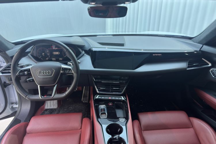 Used Audi RS e-tron GT 2023 Basic Model Interior 1