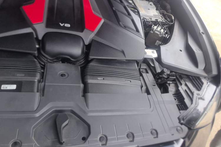 Used Audi RS Q8 2021 RS Q8 4.0T Prestige Edition Engine Bay Left