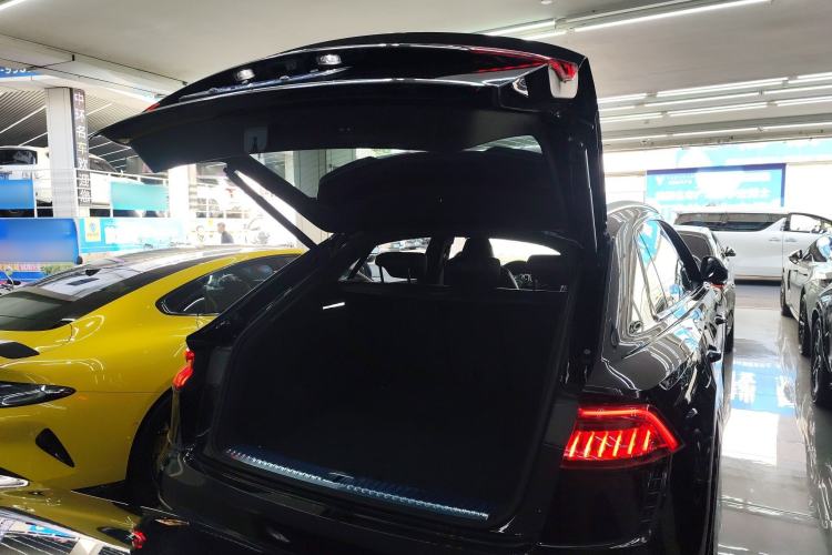 Used Audi RS Q8 2021 RS Q8 4.0T Trunk