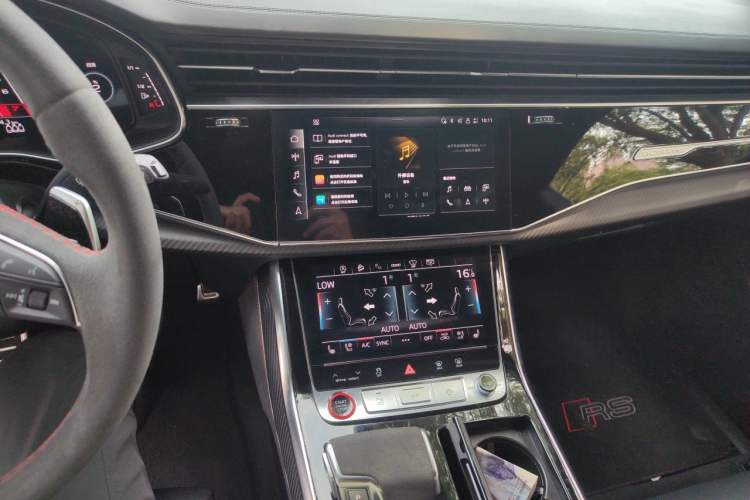 Used Audi RS Q8 2022 RS Q8 4.0T Audio And AC Panel