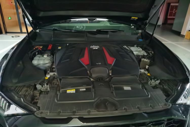 Used Audi RS Q8 2022 RS Q8 4.0T Engine Bay