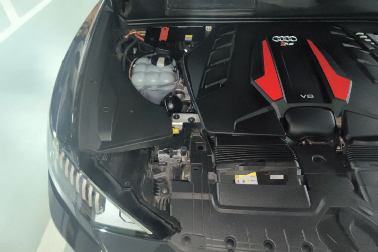 Used Audi RS Q8 2022 RS Q8 4.0T Engine Bay Right
