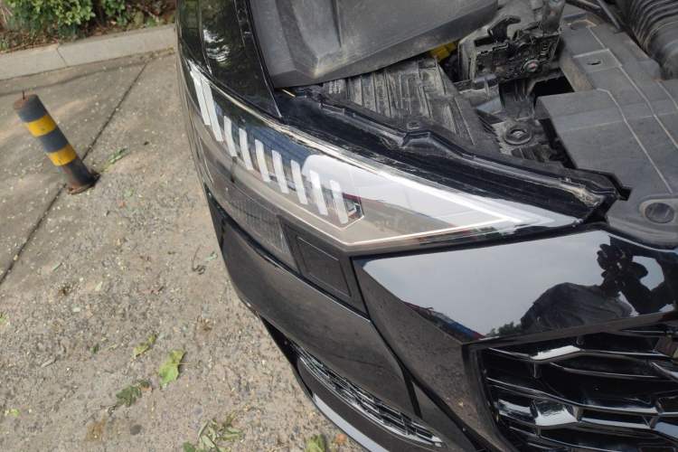 Used Audi RS Q8 2022 RS Q8 4.0T Right Front Headlight