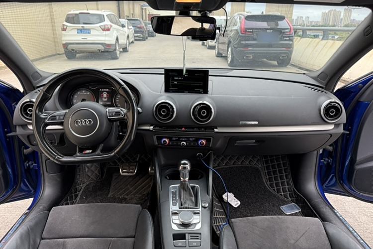 Used Audi S3 2015 S3 2.0T Limousine Interior 2