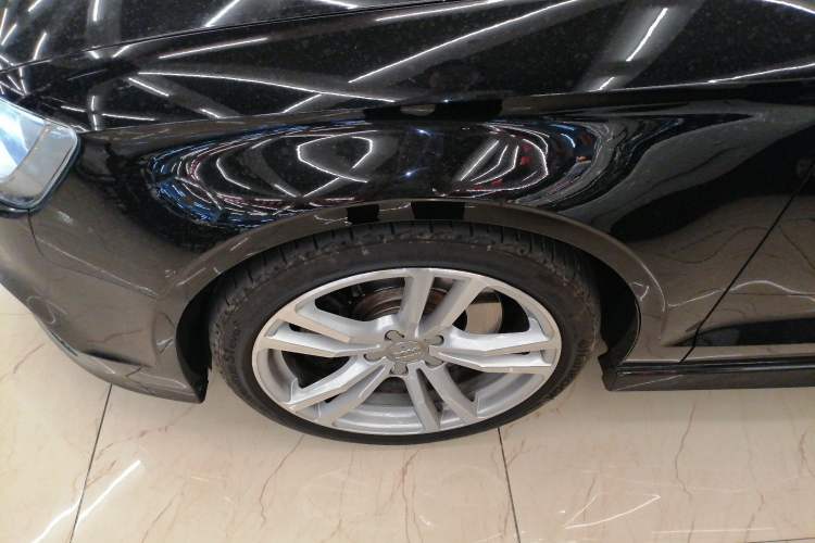 Used Audi S3 2015 S3 2.0T Limousine Left Front Wheel Hub
