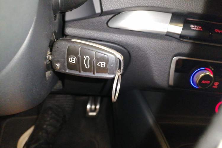 Used Audi S3 2015 S3 2.0T Limousine Vehicle Key