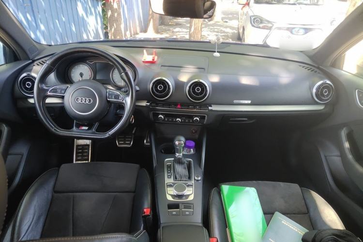Used Audi S3 2015 S3 2.0T Limousine Center Console