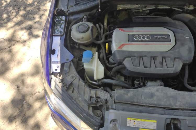 Used Audi S3 2015 S3 2.0T Limousine Engine Bay Right