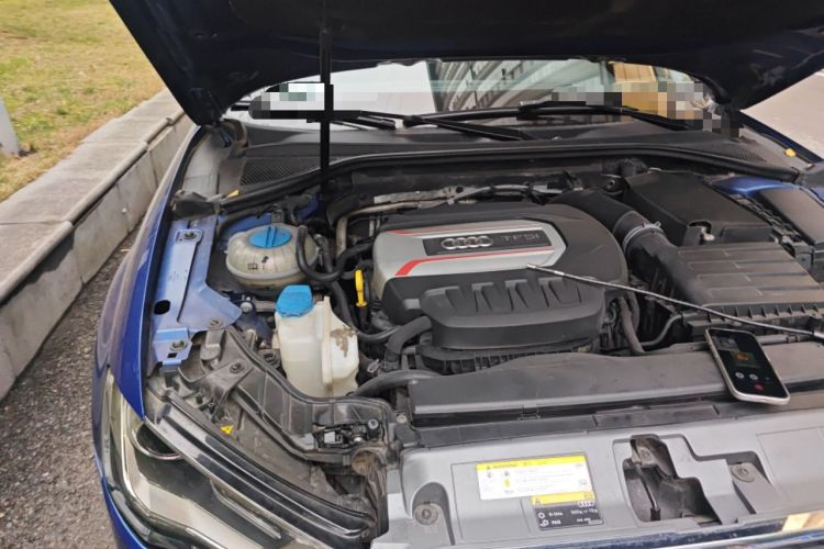 Used Audi S3 2015 S3 2.0T Limousine Engine Bay Right