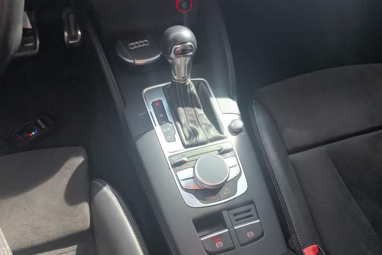Used Audi S3 2015 S3 2.0T Limousine Gear Lever