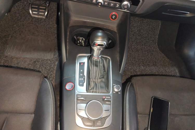 Used Audi S3 2015 S3 2.0T Limousine Gear Lever