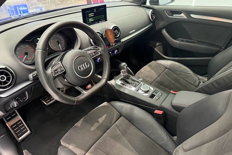 Used Audi S3 2015 S3 2.0T Limousine Interior 1