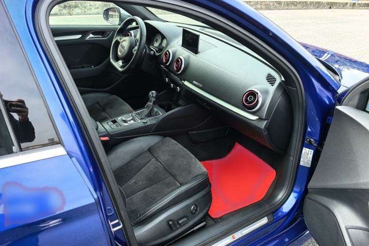 Used Audi S3 2015 S3 2.0T Limousine Interior 11