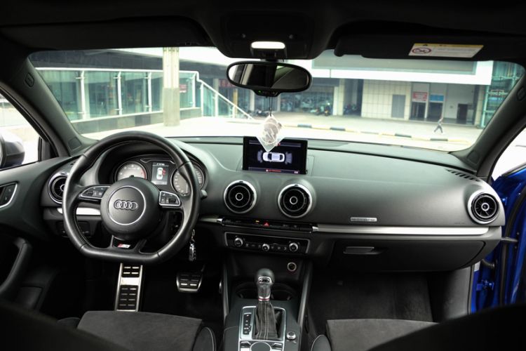 Used Audi S3 2015 S3 2.0T Limousine Interior 2