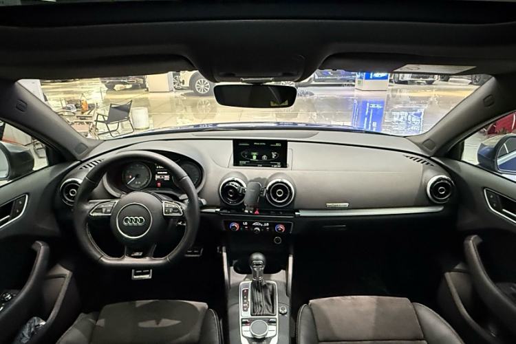 Used Audi S3 2015 S3 2.0T Limousine Interior 2