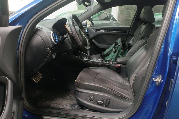 Used Audi S3 2015 S3 2.0T Limousine Interior 3
