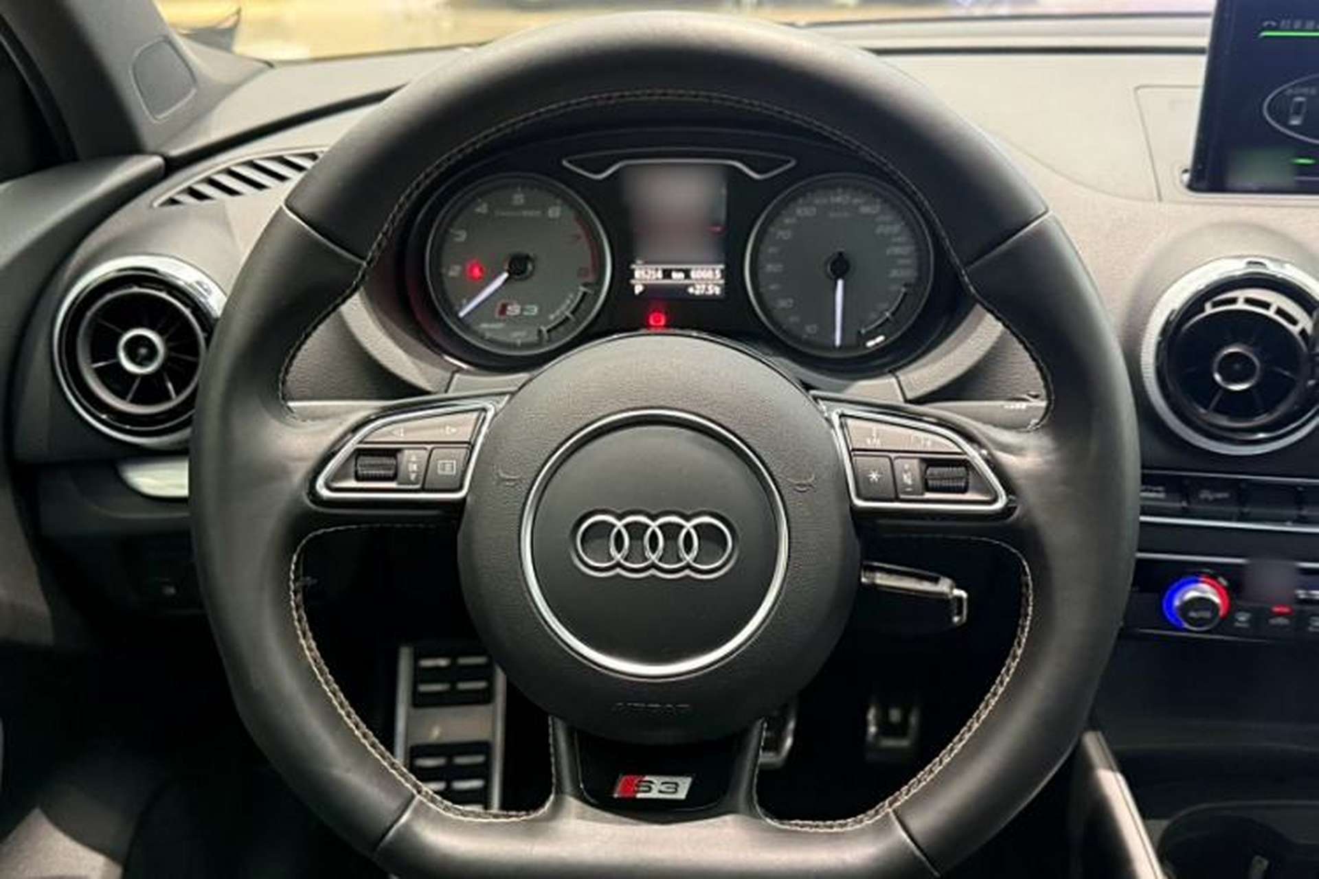 Used Audi S3 2015 S3 2.0T Limousine Interior 3