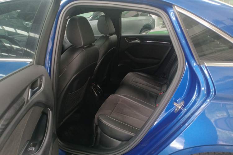 Used Audi S3 2015 S3 2.0T Limousine Interior 4