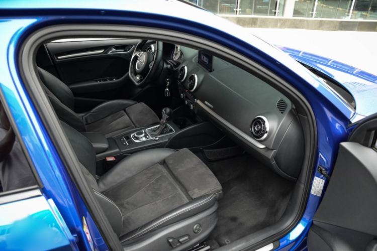 Used Audi S3 2015 S3 2.0T Limousine Interior 9
