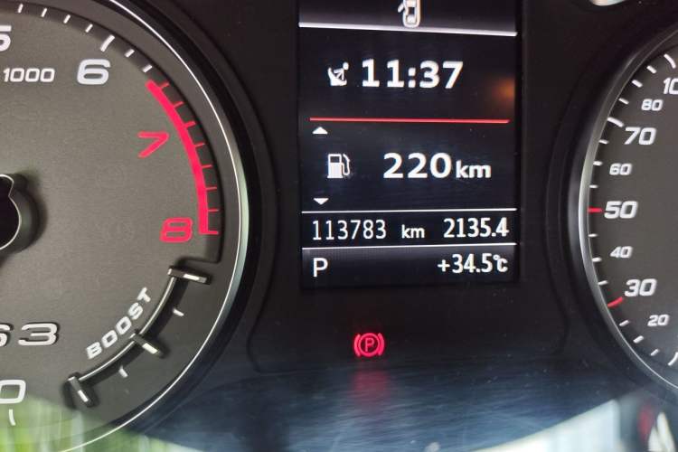 Used Audi S3 2015 S3 2.0T Limousine Odometer Close Up