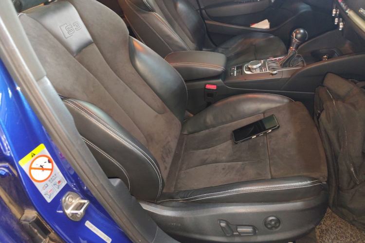 Used Audi S3 2015 S3 2.0T Limousine Right Front Seat