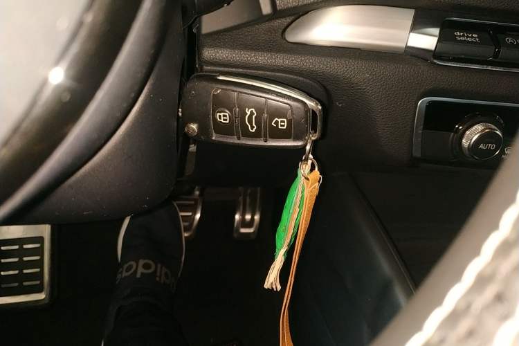 Used Audi S3 2015 S3 2.0T Limousine Vehicle Key