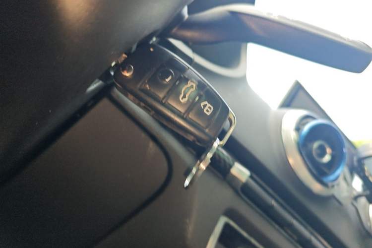 Used Audi S3 2015 S3 2.0T Limousine Vehicle Key
