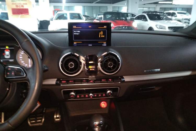 Used Audi S3 2015 S3 2.0T Limousine Audio And AC Panel