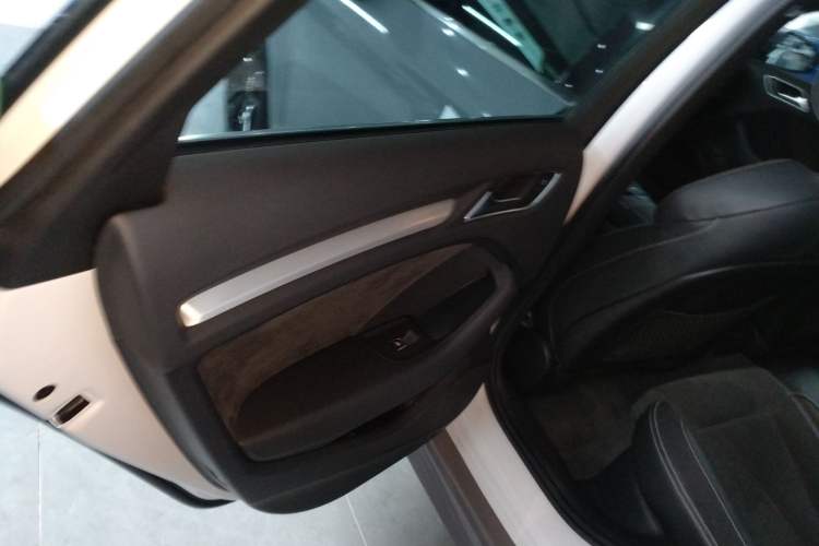 Used Audi S3 2015 S3 2.0T Limousine Left Rear Door Interior