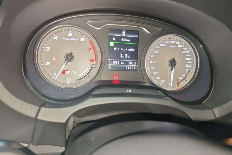 Used Audi S3 2015 S3 2.0T Limousine Odometer Close Up