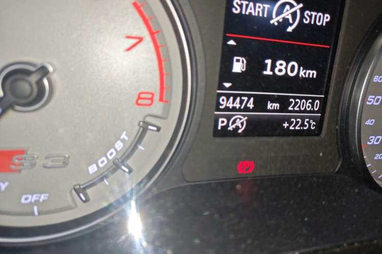 Used Audi S3 2015 S3 2.0T Limousine Odometer Close Up