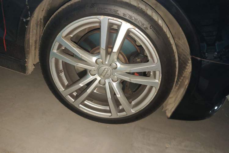 Used Audi S3 2015 S3 2.0T Limousine Right Front Wheel Hub