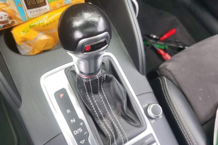 Used Audi S3 2015 S3 2.0T Limousine Gear Lever