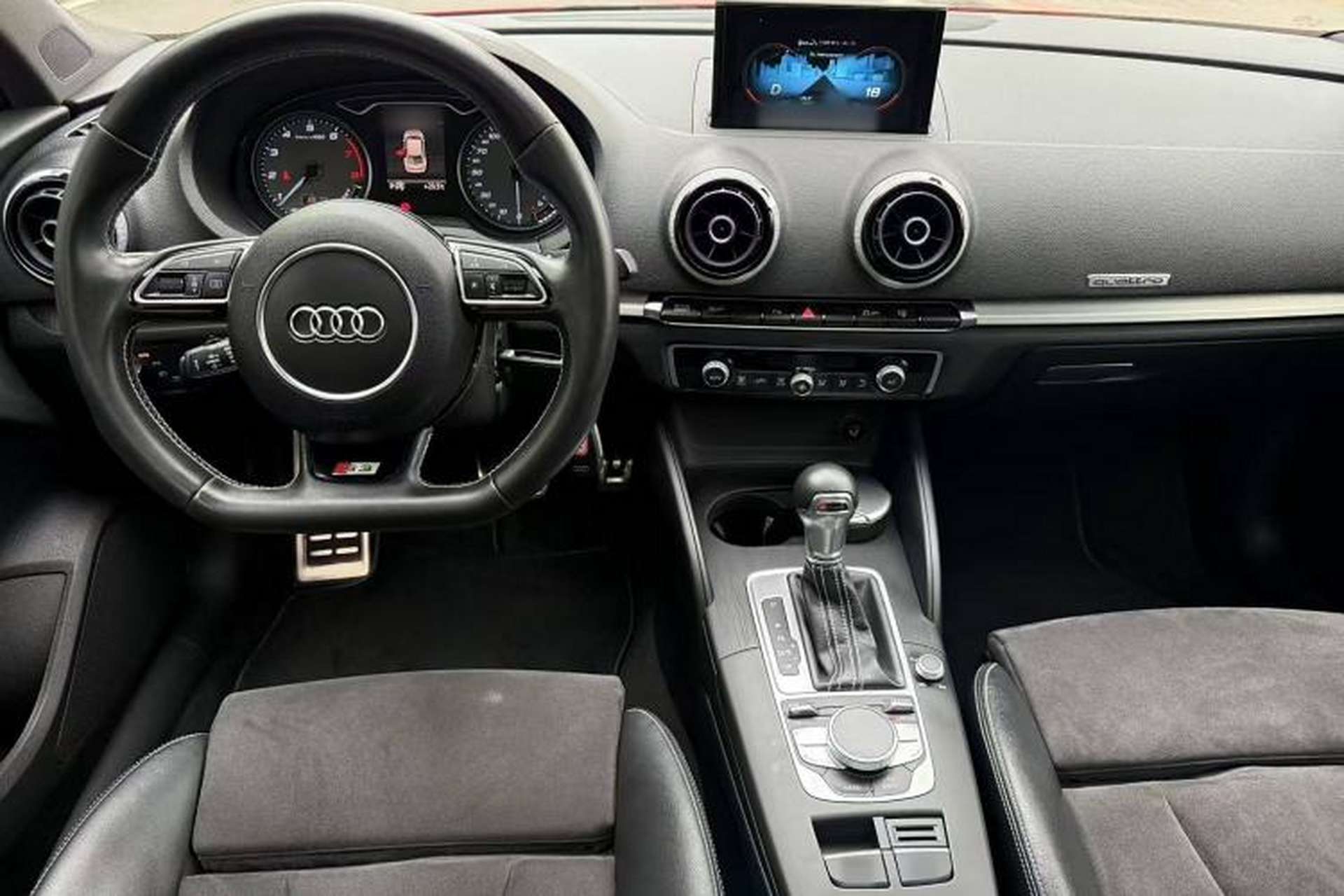 Used Audi S3 2015 S3 2.0T Limousine Interior 5