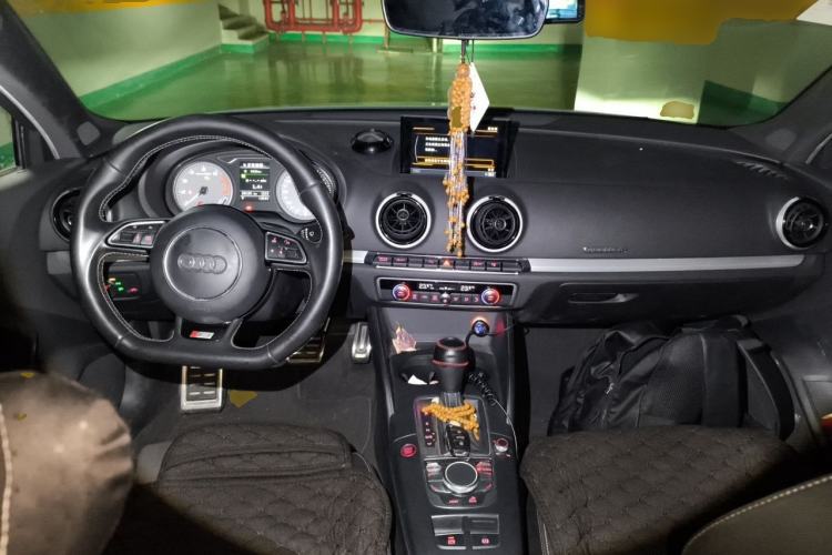 Used Audi S3 2015 S3 2.0T Limousine Center Console