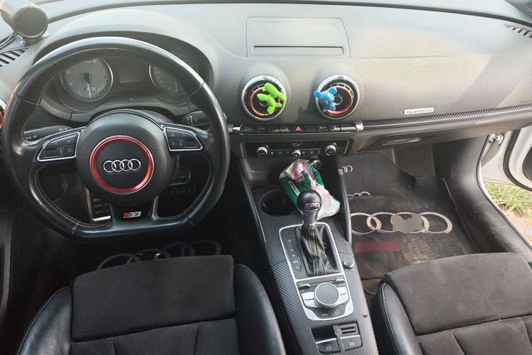 Used Audi S3 2015 S3 2.0T Limousine Center Console